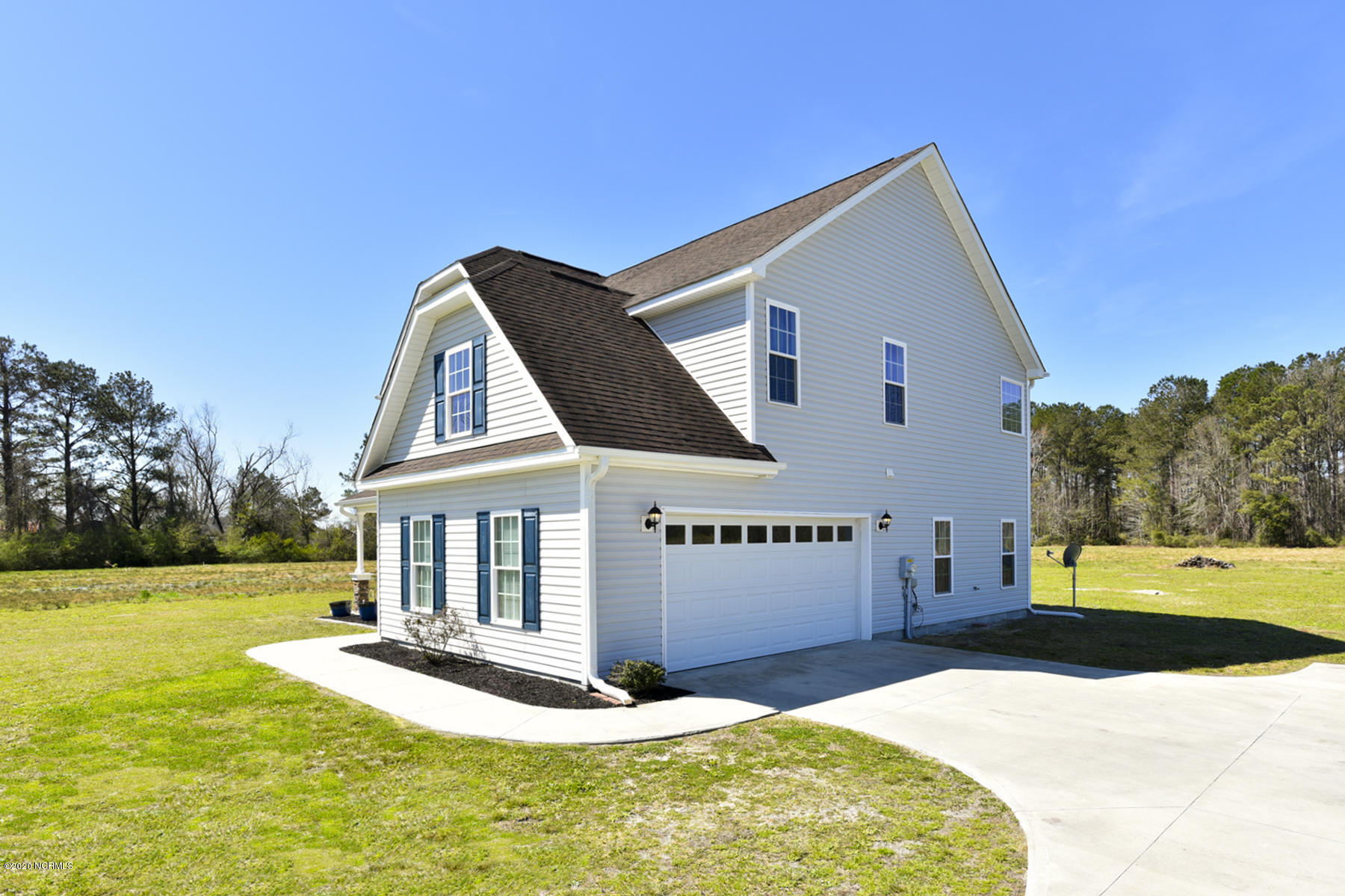 674 Five Mile Road Richlands, NC 28574 - Photo 3 of 49 009