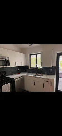 $1,200 | 1816 Northeast 49th Street, Pompano Beach, FL 33064