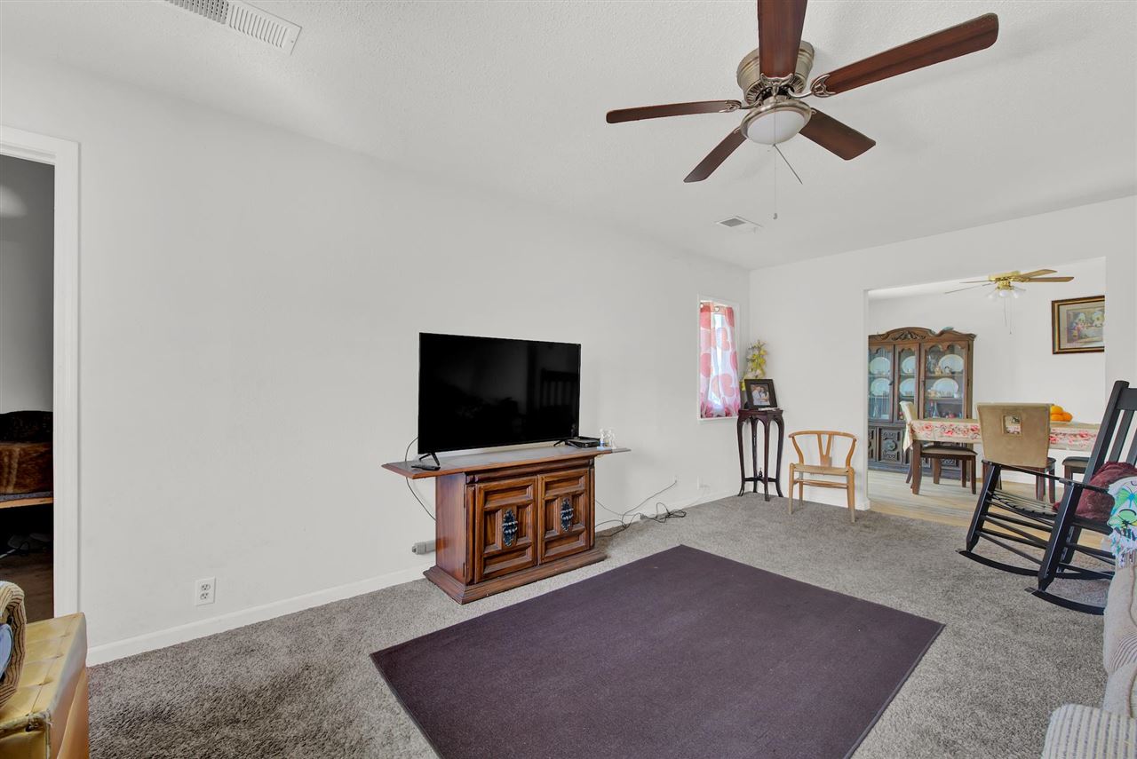 1184 Toomes Avenue Corning, CA 96021 - Photo 16 of 43