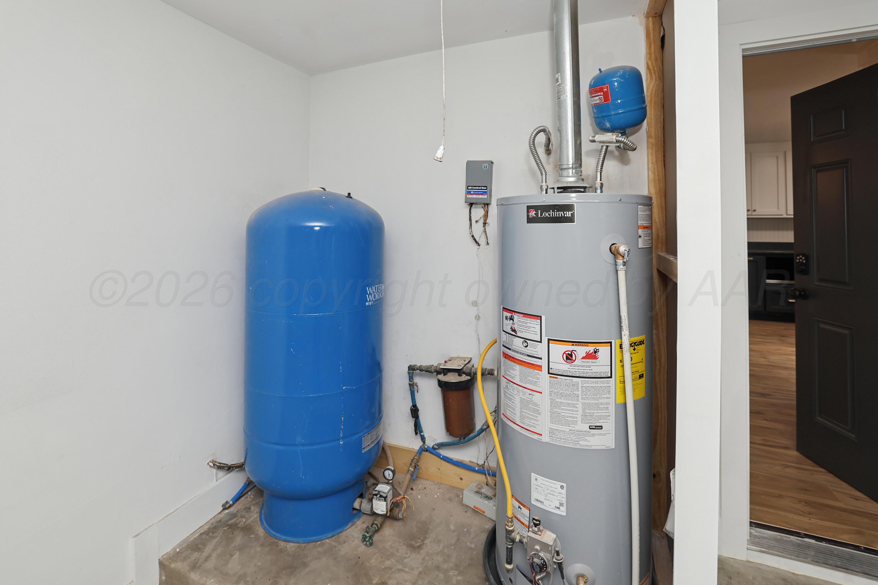 5920 Hester Road Amarillo, TX 79124 - Photo 29 of 38 26-Water Heater