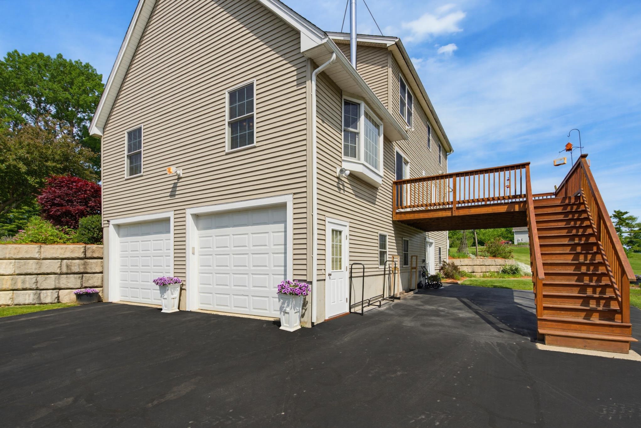 50 Range Road Pittsfield, NH 03263 - Photo 4 of 60
