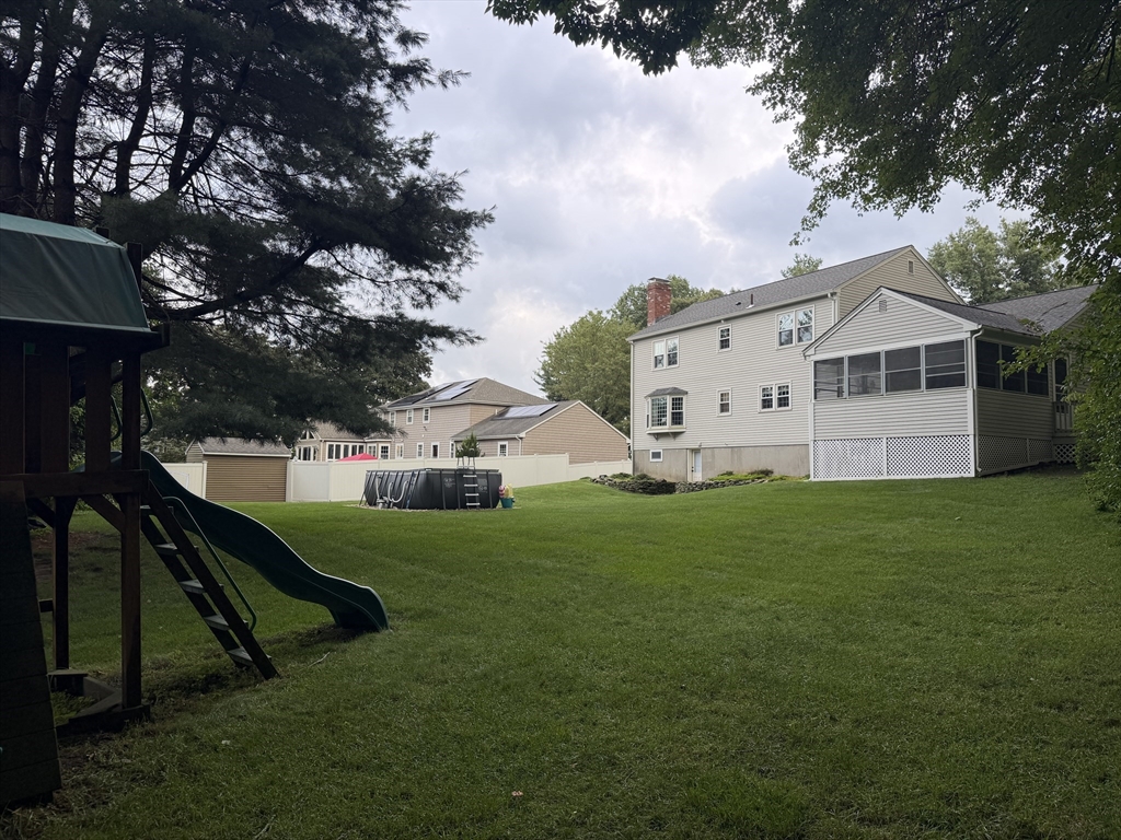 4 Robertson Road Auburn, MA 01501 - Photo 5 of 32 Gallery Image 5