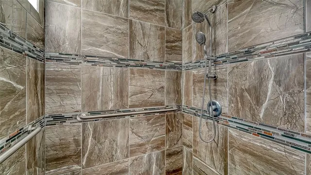 $973,750 | 4707 Clipper Drive, Bradenton, FL 34208