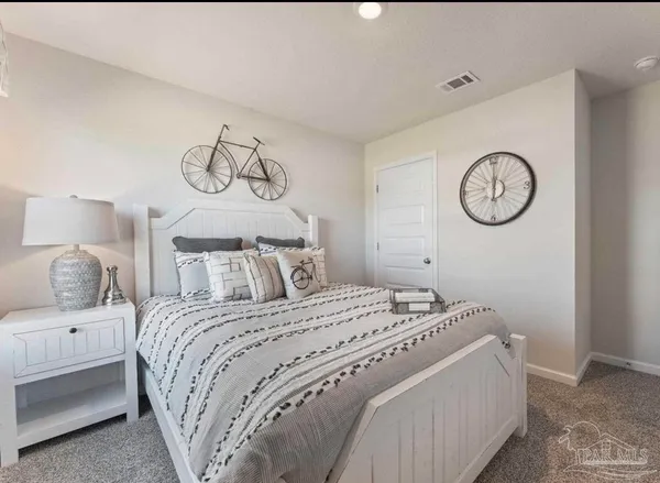 $1,950 | 5856 Belmont Stakes Road, Pensacola, FL 32526