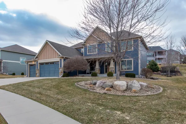 $849,900 | 5361 Scenic Oak Drive Southwest, Rochester, MN 55902