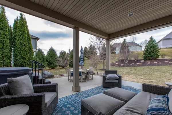 $849,900 | 5361 Scenic Oak Drive Southwest, Rochester, MN 55902