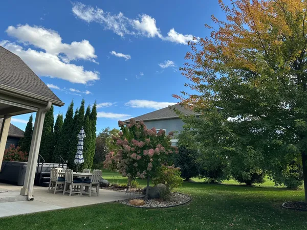 $849,900 | 5361 Scenic Oak Drive Southwest, Rochester, MN 55902