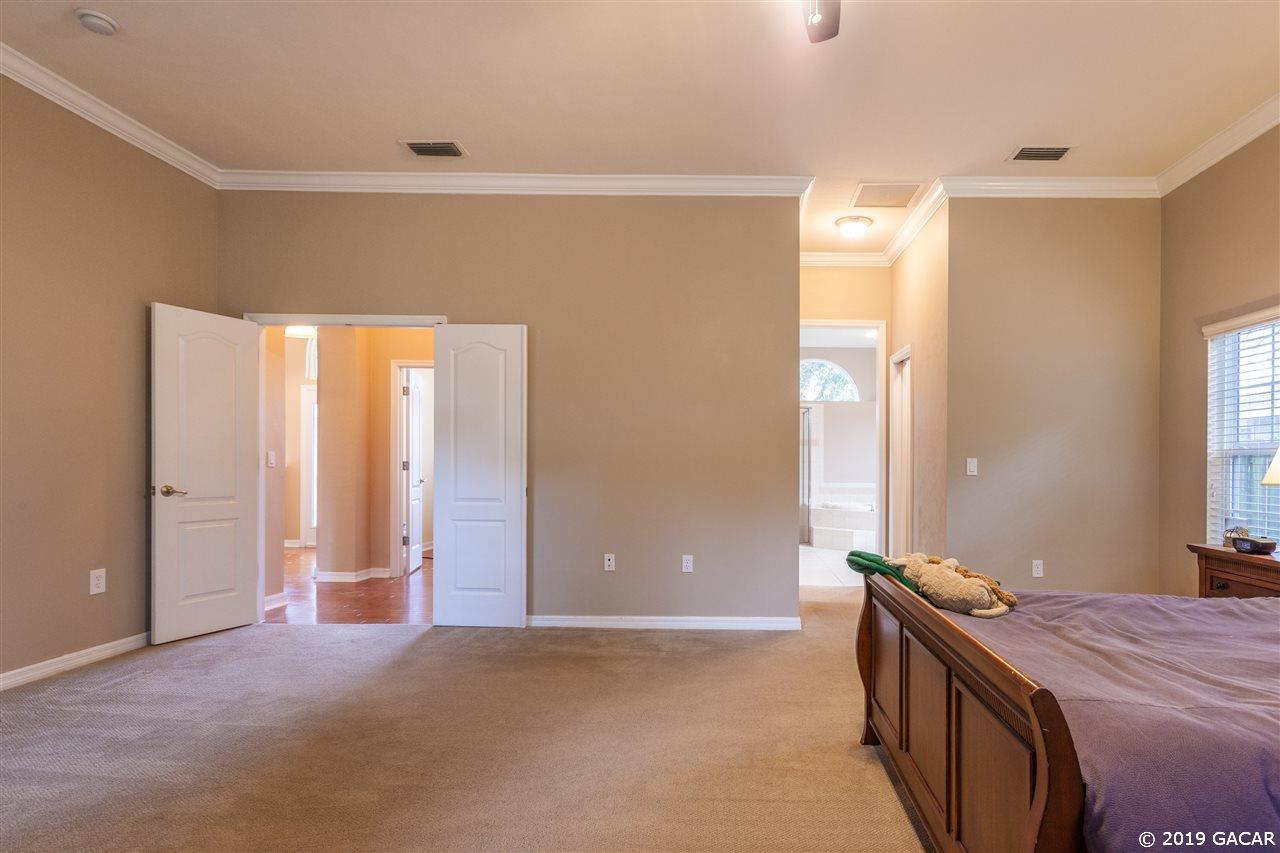 8362 Southwest 11th Road Gainesville, FL 32607 - Photo 18 of 30