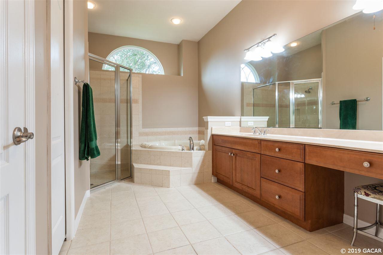 8362 Southwest 11th Road Gainesville, FL 32607 - Photo 19 of 30