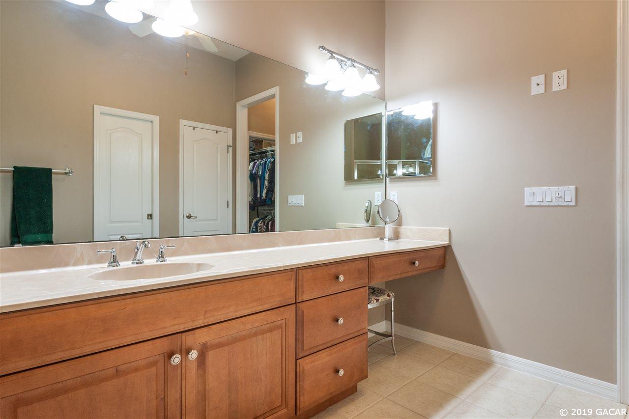 8362 Southwest 11th Road Gainesville, FL 32607 - Photo 20 of 30