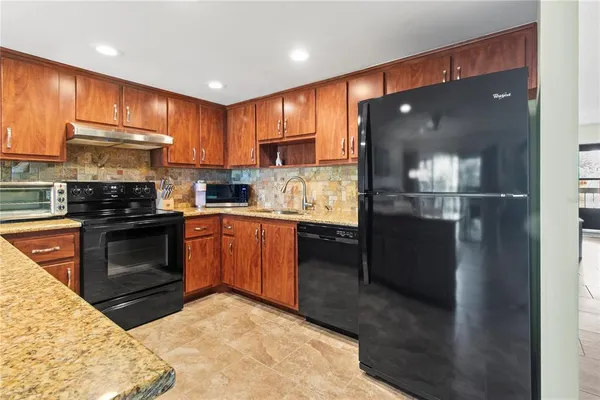 $154,900 | 315 30th Avenue West, Unit B411, Bradenton, FL 34205