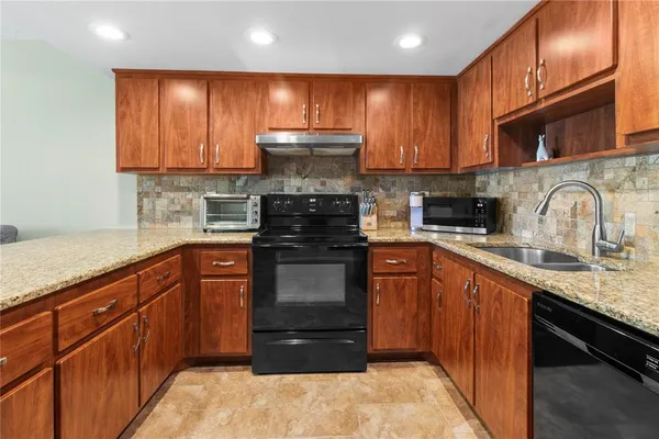 $154,900 | 315 30th Avenue West, Unit B411, Bradenton, FL 34205