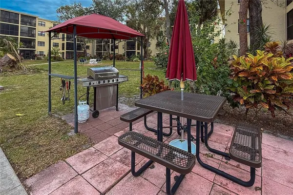 $154,900 | 315 30th Avenue West, Unit B411, Bradenton, FL 34205