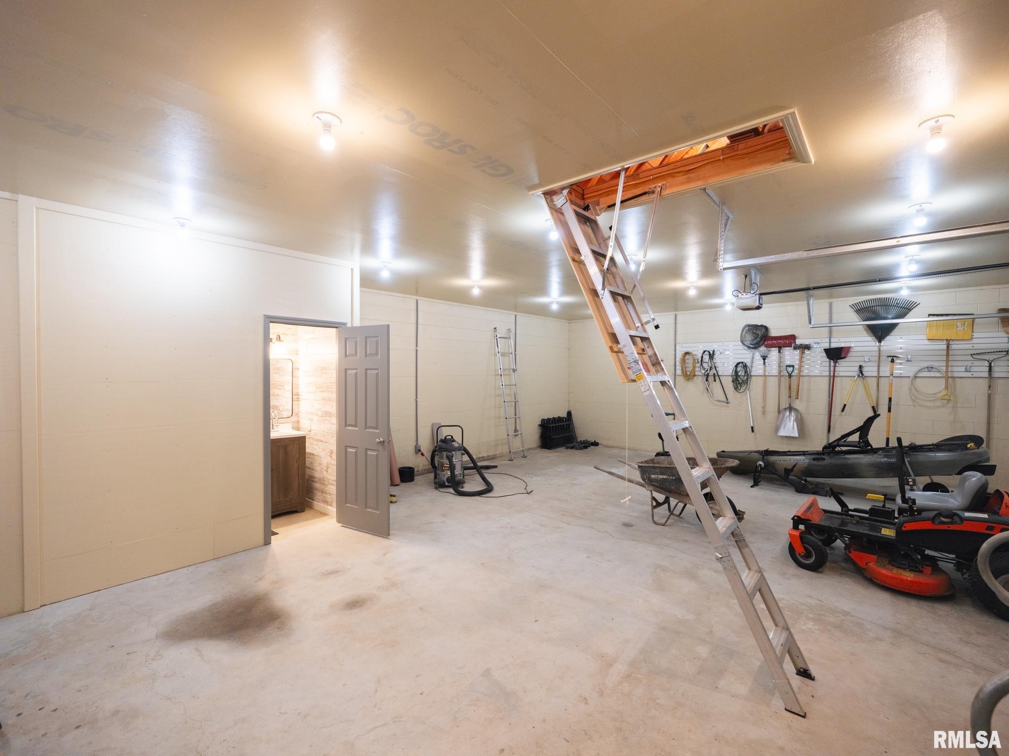 6670 Bass Road Manito, IL 61546 - Photo 36 of 50