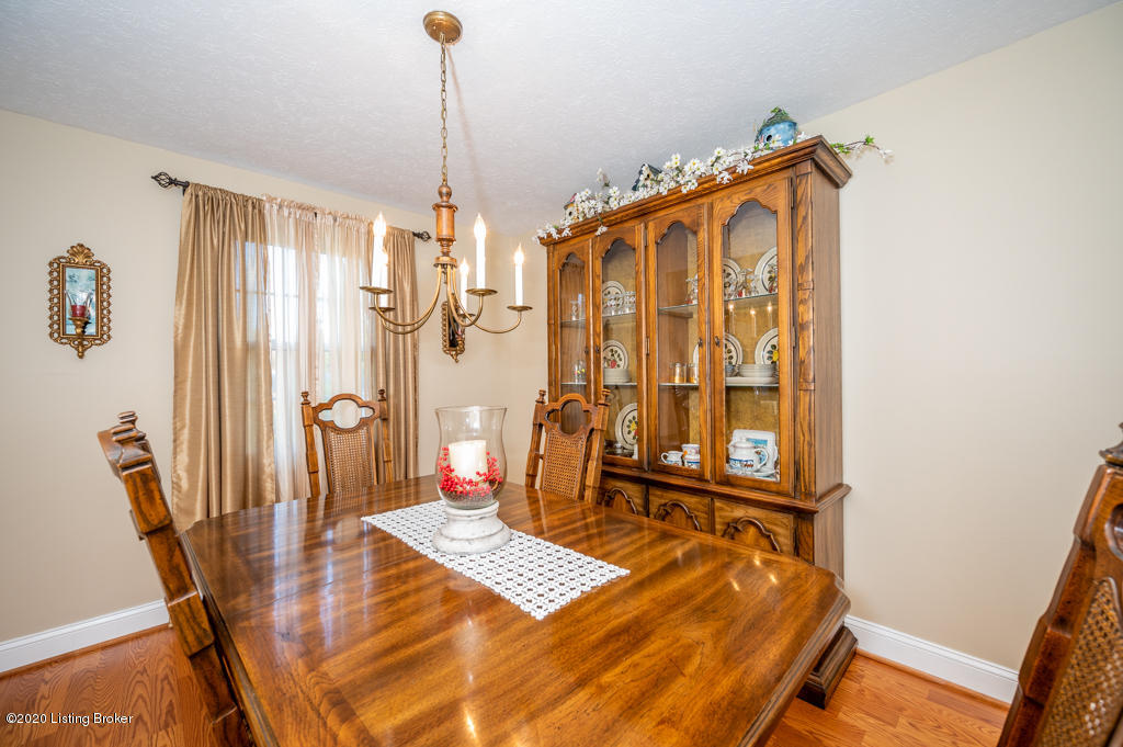 6509 Mandeville Road Louisville, KY 40228 - Photo 8 of 53 DN1_4270