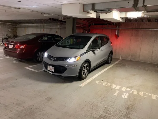 $4,200 | 1 Earhart Street, Unit 511, Cambridge, MA 02141