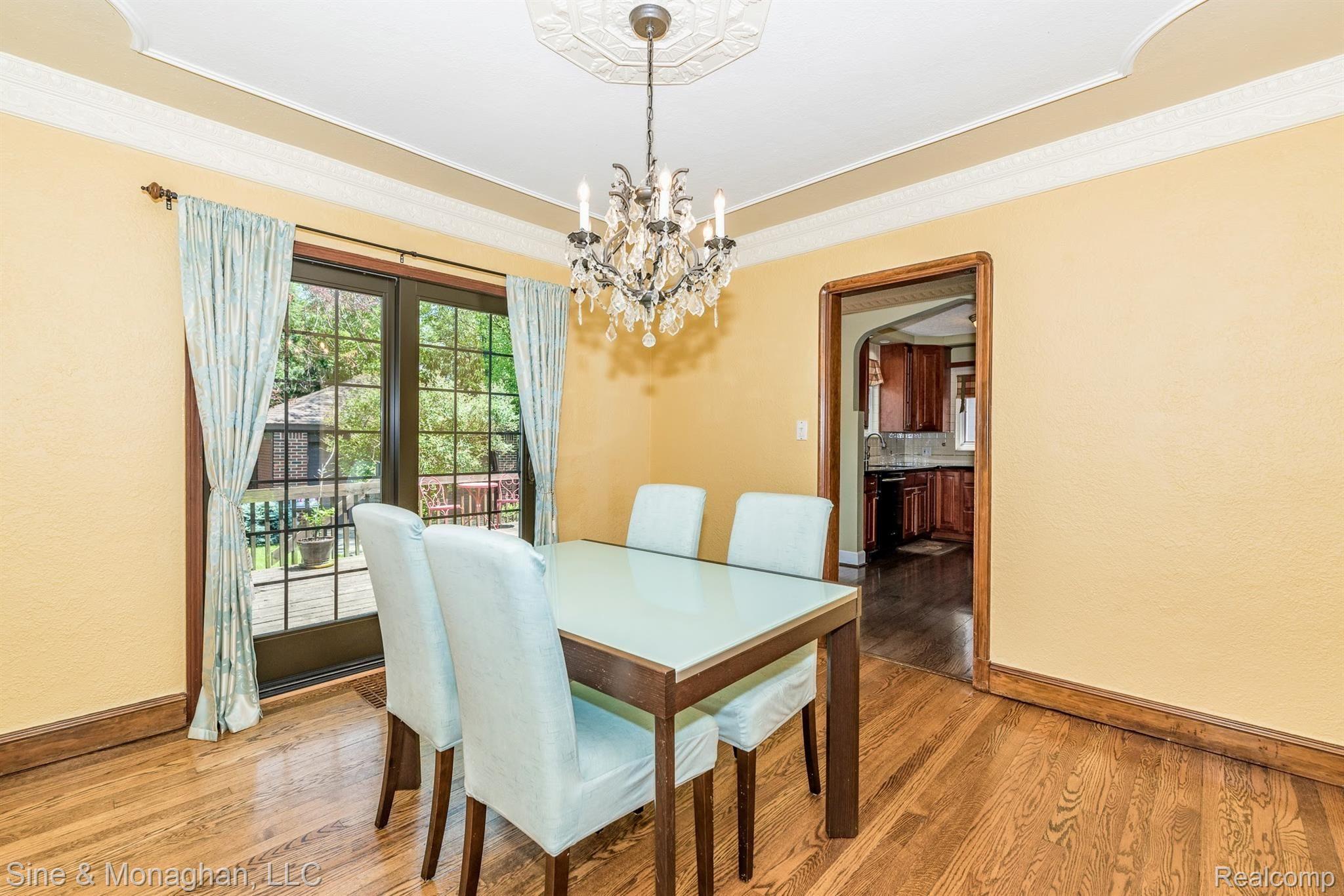 220 Fisher Road Grosse Pointe, MI 48230 - Photo 15 of 39 DSC_1087.jpg