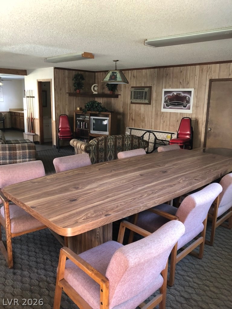 350 East Desert Inn Road, Unit H201 Las Vegas, NV 89109 - Photo 13 of 16 Clubhouse