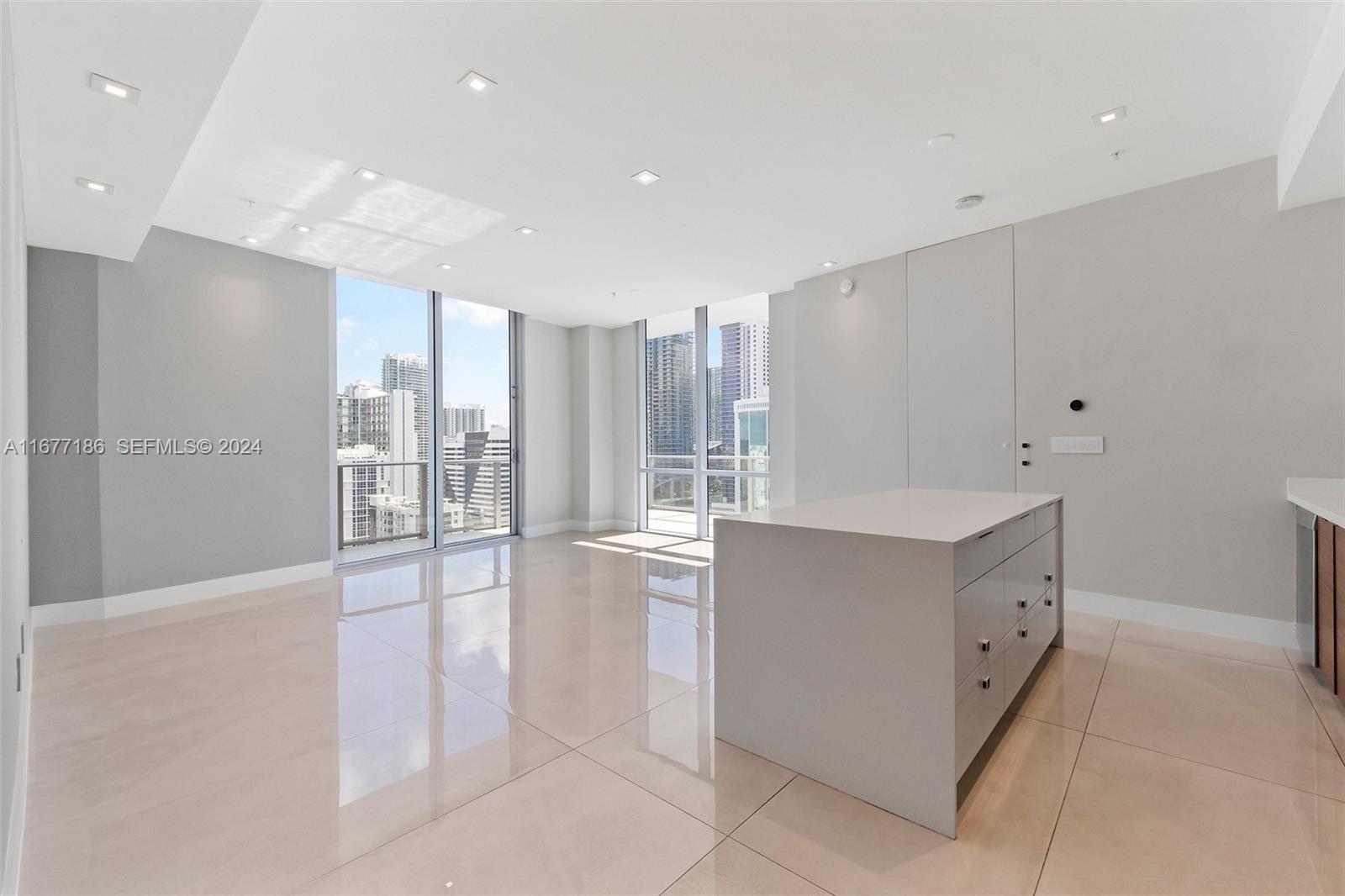 1010 Southwest 2nd Avenue, Unit PH03 Miami, FL 33130 - Photo 2 of 27 Photo 2