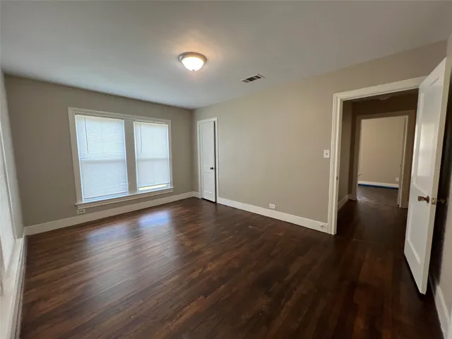 $1,250 | 613 Koehl Street, Wharton, TX 77488