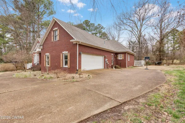 $339,900 | 373 Edenwood Drive, Jackson, TN 38301