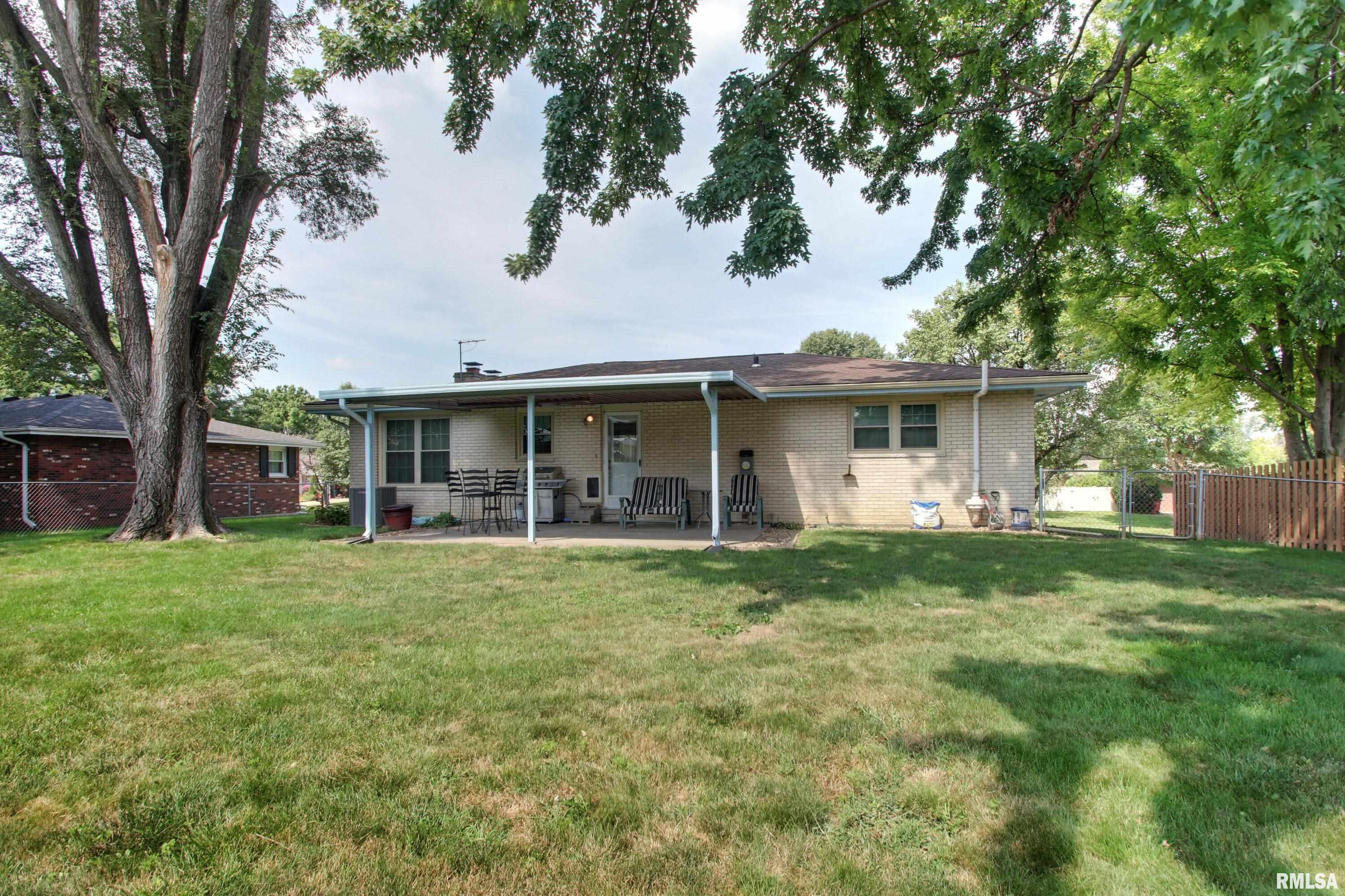 3811 Stonegate Road Quincy, IL 62305 - Photo 14 of 17 Gallery Image 14