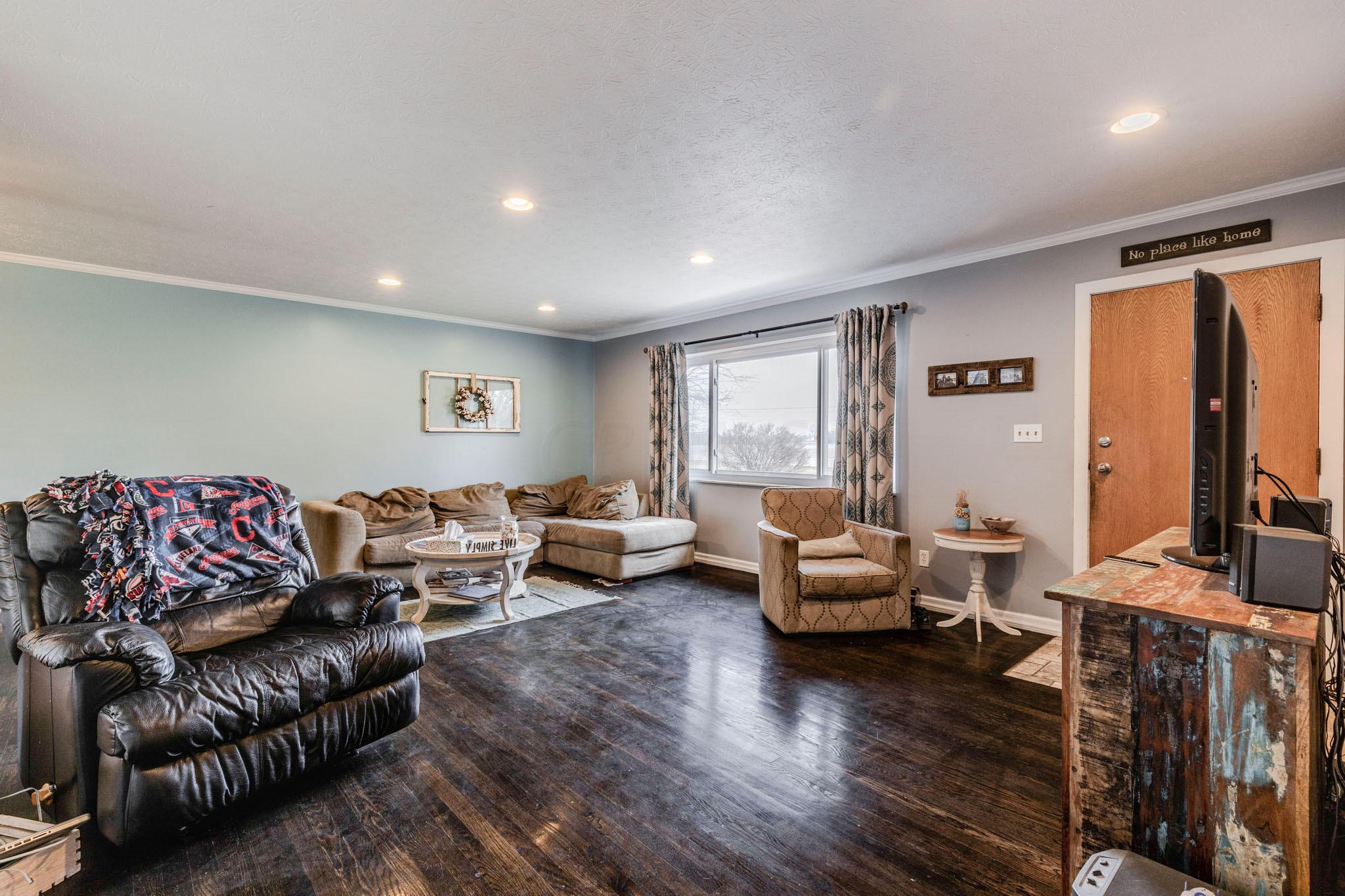 6285 Renner Road Columbus, OH 43228 - Photo 4 of 40 Gallery Image 4