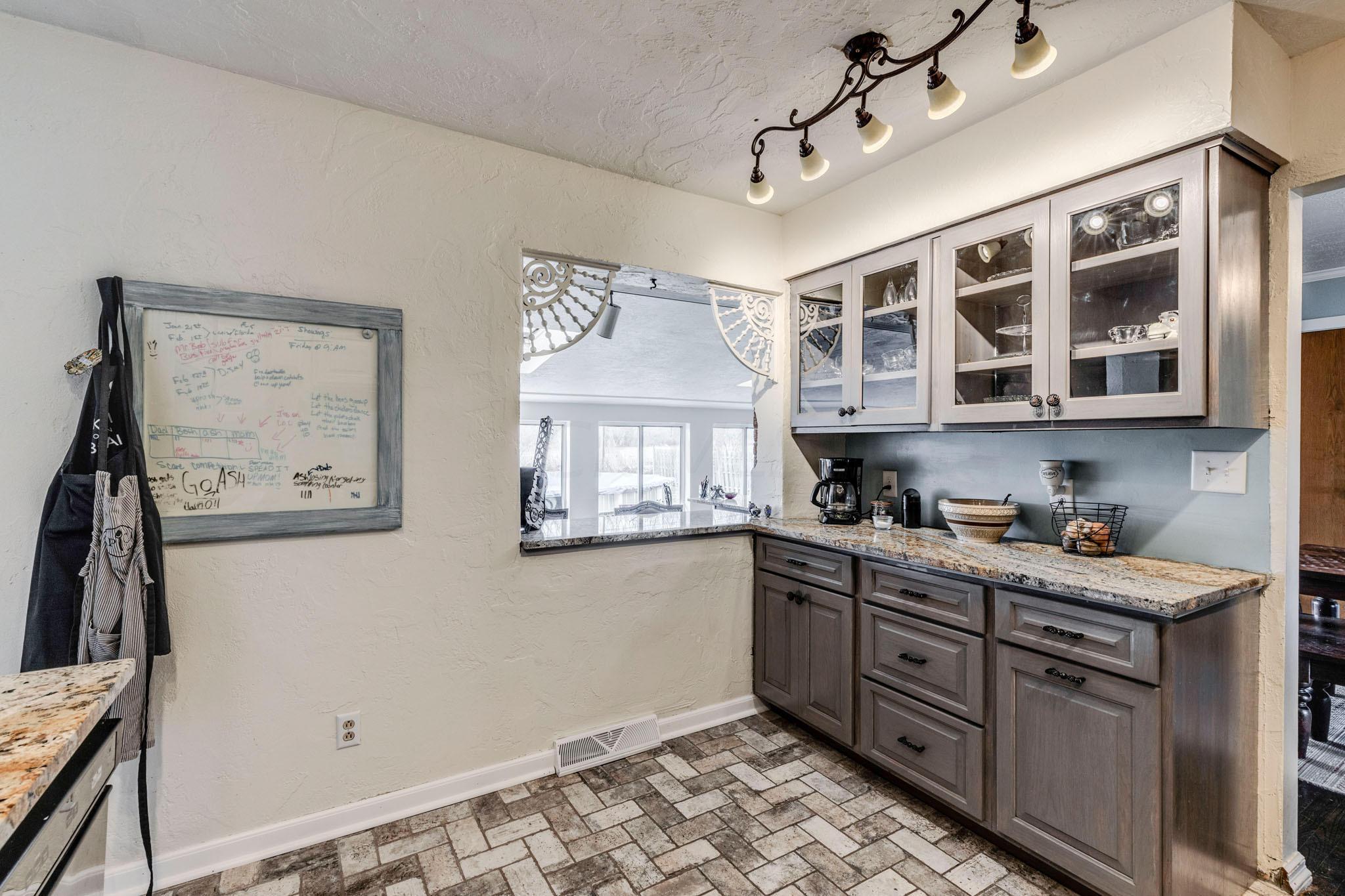 6285 Renner Road Columbus, OH 43228 - Photo 10 of 40 Gallery Image 10