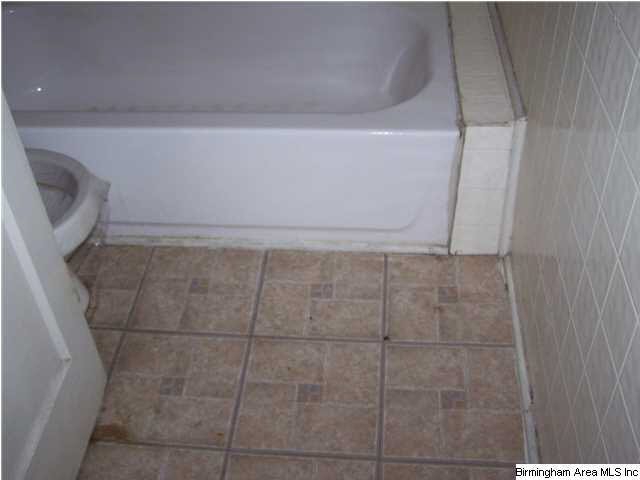 5217 Court P Birmingham, AL 35208 - Photo 3 of 6