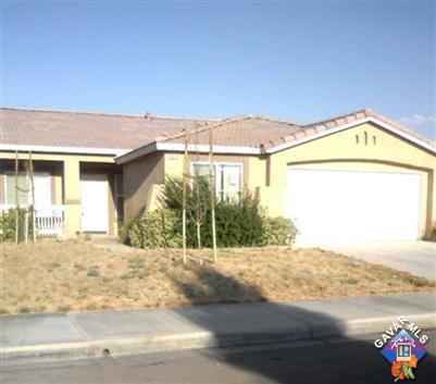 13573 Fox Point Road Victorville, CA 92392 - Photo 1 of 1 a view of a indoor basketball court