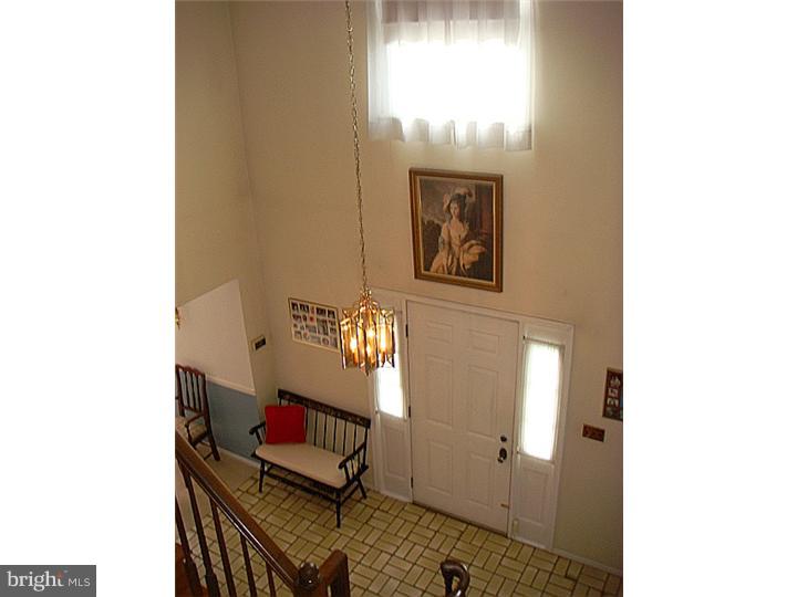995 Pheasant Meadow Road Blue Bell, PA 19422 - Photo 8 of 12 Hallway