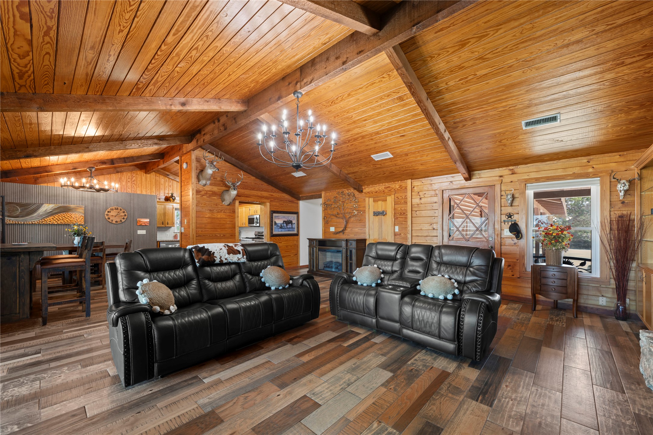 5597 Cliff Lane Temple, TX 76502 - Photo 7 of 38 a living room with furniture and wooden floor