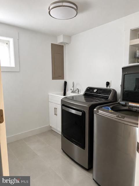 3623 Colony Road Fairfax, VA 22030 - Photo 6 of 20 Laundry area