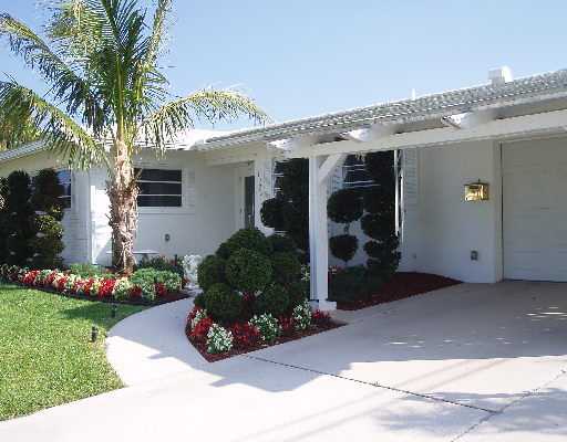 1098 Southwest 13th Street Boca Raton, FL 33486 - Photo 2 of 10 Additional Photo