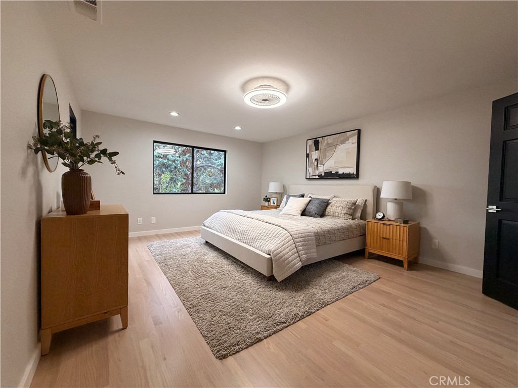 1677 South Hill Avenue Fallbrook, CA 92028 - Photo 44 of 74 Primary bedroom suite