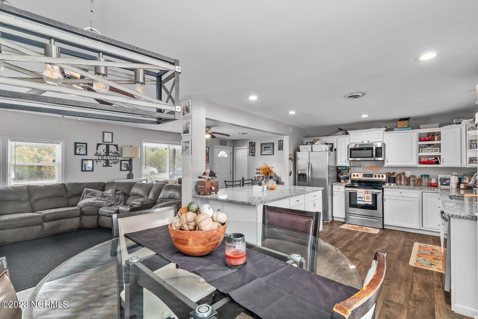 88 Crown Point Road Hubert, NC 28539 - Photo 13 of 36 Dining
