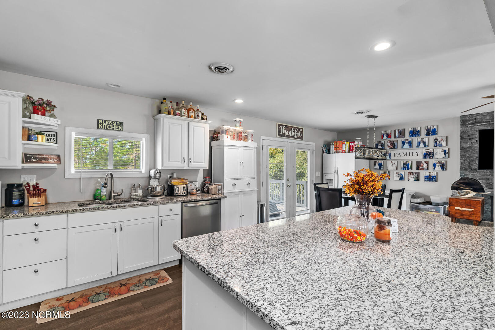 88 Crown Point Road Hubert, NC 28539 - Photo 18 of 36 20