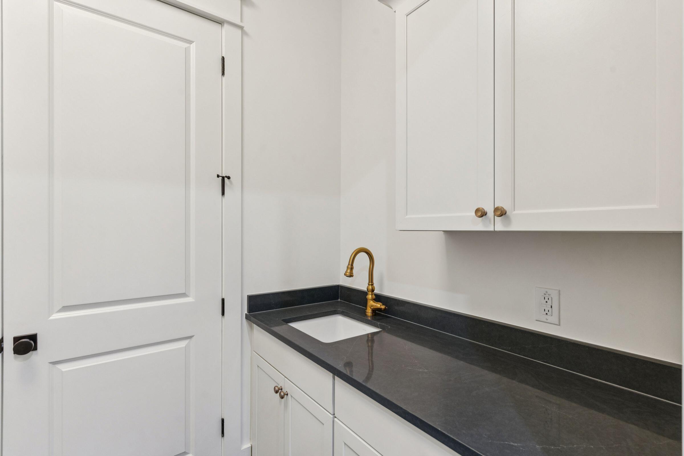 1127 Hamlin Road Mount Pleasant, SC 29466 - Photo 58 of 81