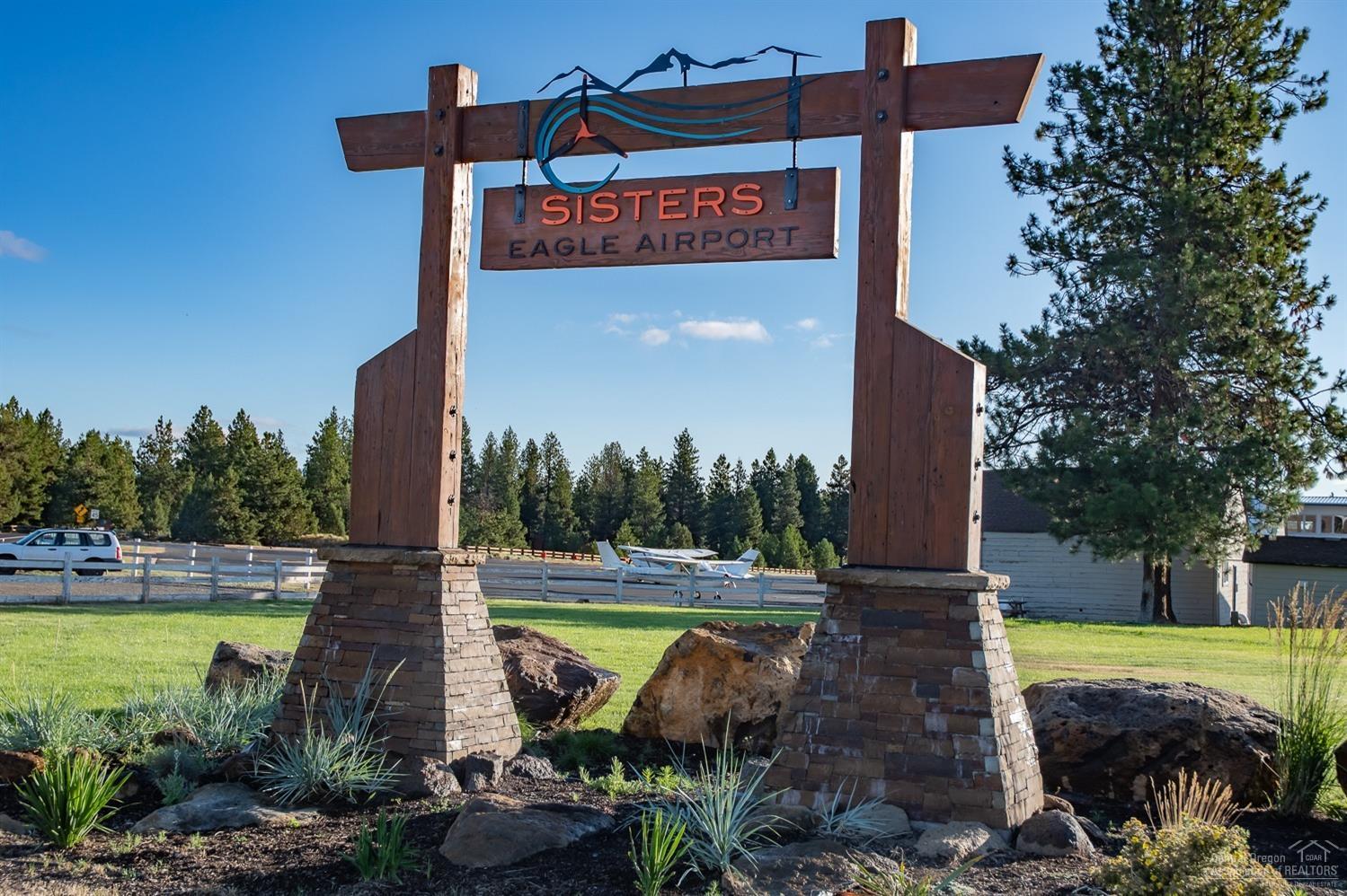 70060 Meadow View Road Sisters, OR 97759 - Photo 10 of 13 For Private Pilots - Sisters Eagle Airpo