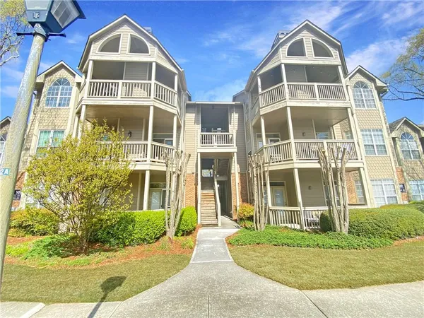 $1,900 | 521 McGill Park Avenue Northeast, Atlanta, GA 30312