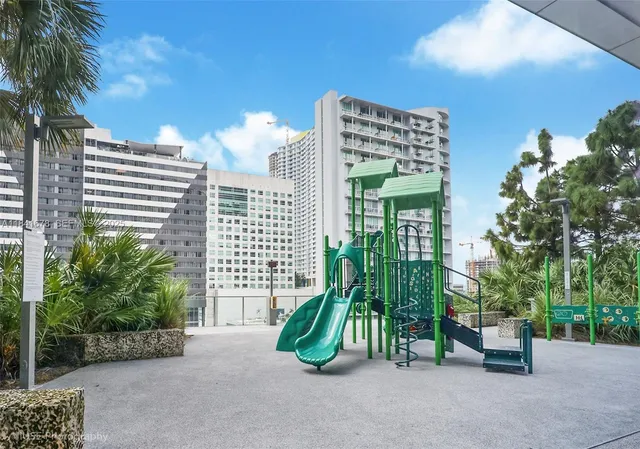 $3,665,000 | 88 Southwest 7th Street, Unit 4101, Miami, FL 33130