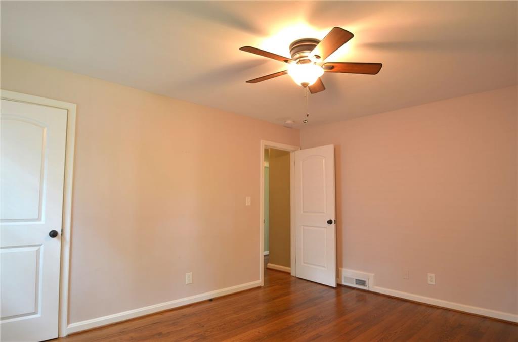 261 Heaton Park Drive Decatur, GA 30030 - Photo 22 of 34