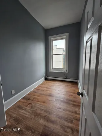 $1,850 | 32 1st Street, Unit 2, Albany, NY 12210