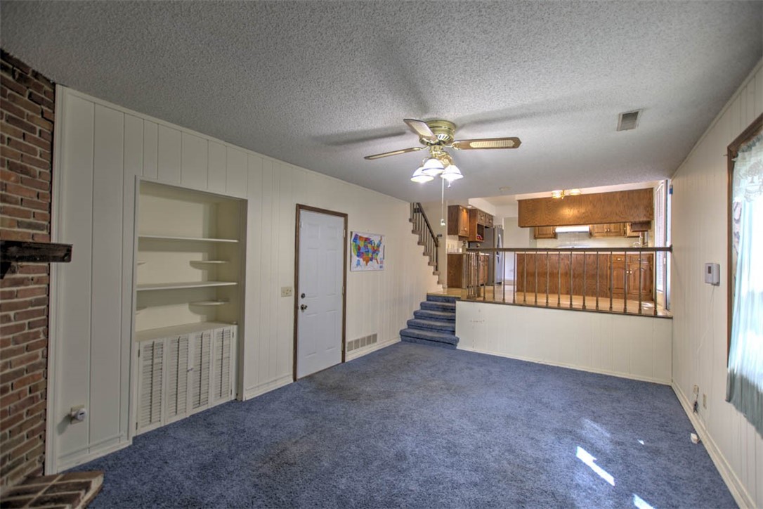 4636 Lawson Drive Decatur, IL 62526 - Photo 7 of 24