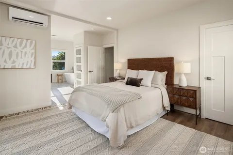 $1,697,000 | 1307 West Boston Street, Seattle, WA 98119