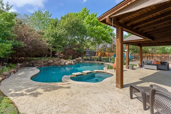 a outdoor view with a seating space