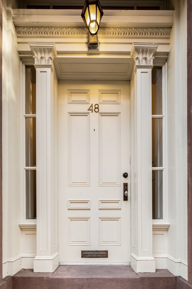 a view of walk in closet