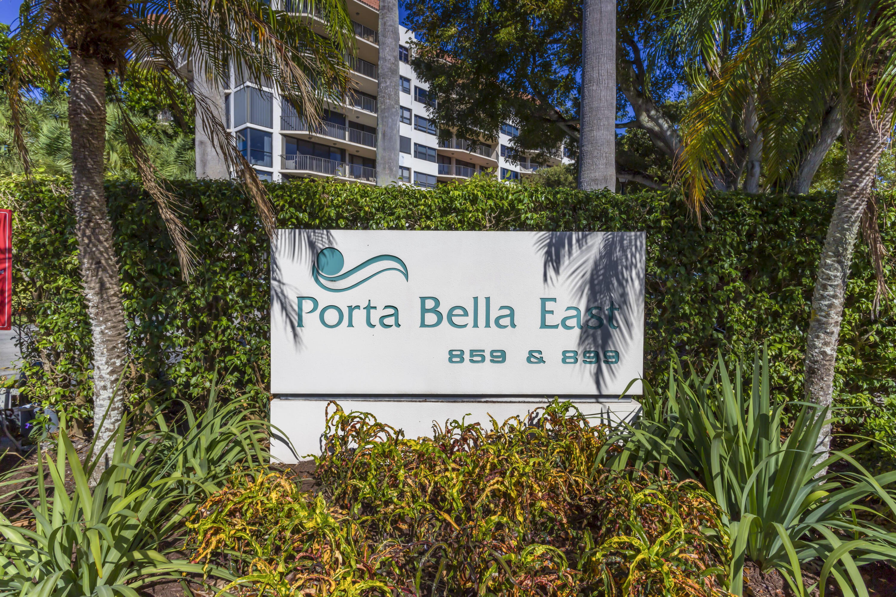 859 Jeffery Street, Unit 1040 Boca Raton, FL 33487 - Photo 3 of 36 building front