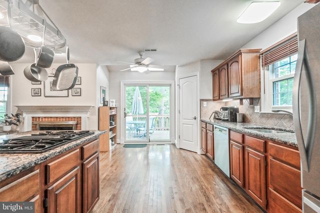 $910,000 | 8190 Madrillon Court, Vienna, VA 22182