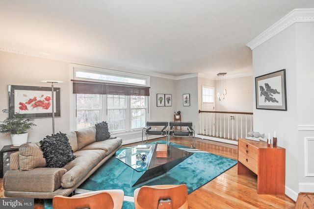 $910,000 | 8190 Madrillon Court, Vienna, VA 22182